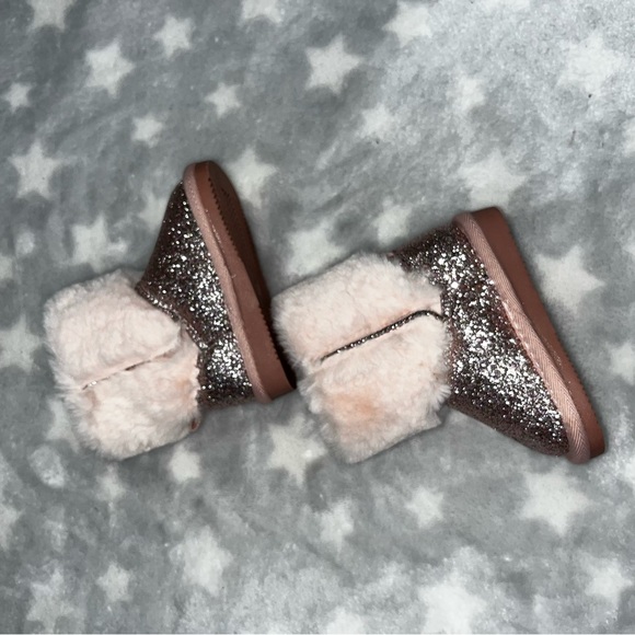 Joe Fresh Baby Boots - size 4 - Picture 6 of 6